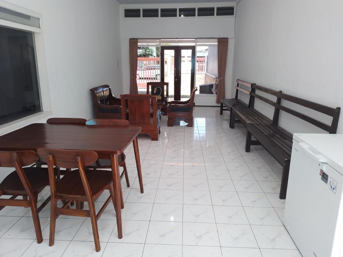 Welirang 20B Homestay - Max 2 Orang Per Kamar 玛琅 外观 照片